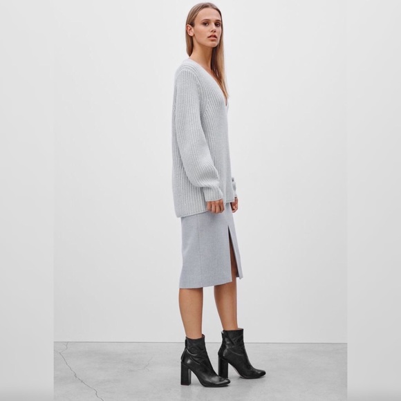 *SOLD* Aritzia Babaton 100% Wool Tyrion Sweater - Picture 2 of 6